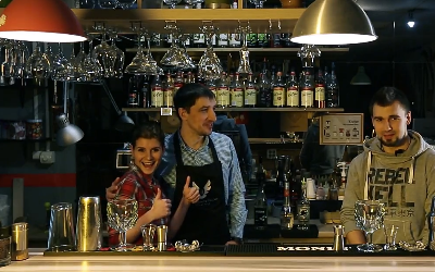 Вакансия - работа в ОАЭ - БАРМАН - КЕЛНЕР